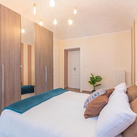 Appartamento In Piazza Adriano In Zona Cenisia Torino Exterior foto
